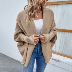 Atmungsaktive, lockere Strickjacke - Erika in Beige