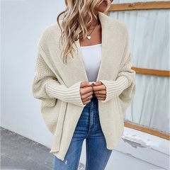 Atmungsaktive, lockere Strickjacke - Erika in Creme