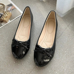 Dirndl Schuhe für Damen | mit Schleifendetail in Schwarz