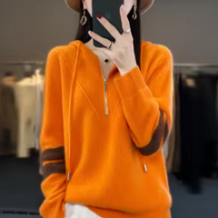 Warmer Pullover mit Kapuze - Olea in Orange