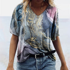 Regina - Originelles Damen-T-Shirt im Boho-Stil in Traumwelt