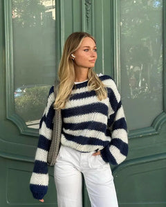 Damen Asymmetrischer Pullover mit strukturierter Oberfläche und langen Ärmeln in Blau