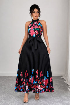 Emilia | Damen Geblümtes Plissee-Neckholder Midi-Kleid in Schwarz