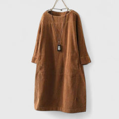 Damen Geripptes Rundhals-Midikleid mit Dreiviertelärmeln und Fronttaschen in Khaki