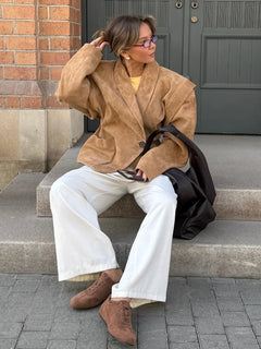 Damen Jacke mit Revers und Schulterpolstern sowie Einknopfverschluss in Khaki