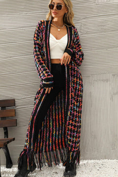 Damen Lange Strickjacke mit Offener Front Fransenabschluss und Mehrfarbigem Muster in Schwarz