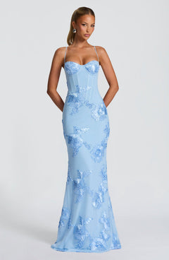 Damen Maxikleid mit Herzausschnitt und Spaghettiträgern mit Schnürung am Rücken und Blumenapplikationen in Hellblau