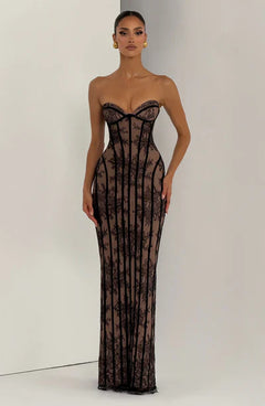 Damen Trägerloses Maxi Kleid mit Herzausschnitt floraler Musterauflage und Streifenpanelen in Schwarz