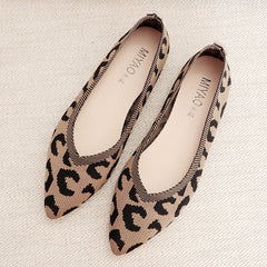 Simone® | Bequeme All-Match-Flachschuhe mit spitzer Spitze in Khaki