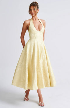 Rebecca - Jacquard Halter Neck Fit and Flare Midi Kleid in Gelb