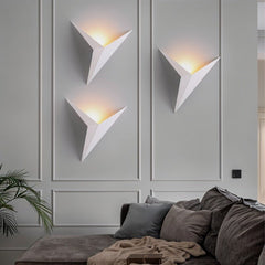 Glisten - Minimalistische Wandlampe in Weiß
