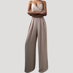Gwendolyn | Damen Träger Jumpsuit mit weiten Beinen in Weiß