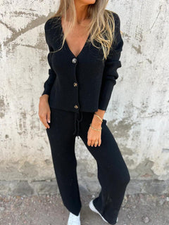 Eleanor - Cardigan- und Hosen-Set - Strickstil in Schwarz