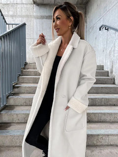 Klassischer langer Trenchcoat für Damen - Lorina in Weiß