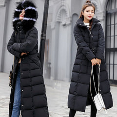 Langer warmer Wintermantel für Frauen - Juliane in Schwarz