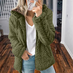 Modische Plüschjacke für Frauen - Serafina in Grün