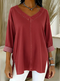 Mirela | Lockeres V-Ausschnitt Top mit Design in Rot
