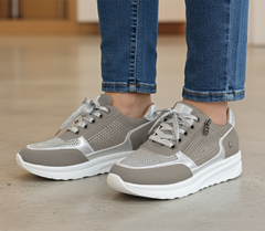 Tatjana | Damen Plateau Sneaker mit Schnürung in Grau