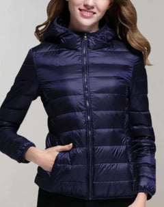Ultraleichte, gesteppte Daunenjacke für Frauen - Aloysia in Marineblau