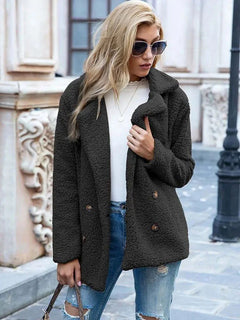 Warmer Plüschmantel für Frauen - Annette in Schwarz
