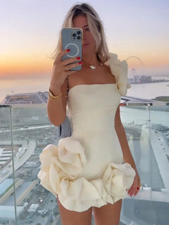 Lena | Elegantes Blumen-Minikleid in Weiß